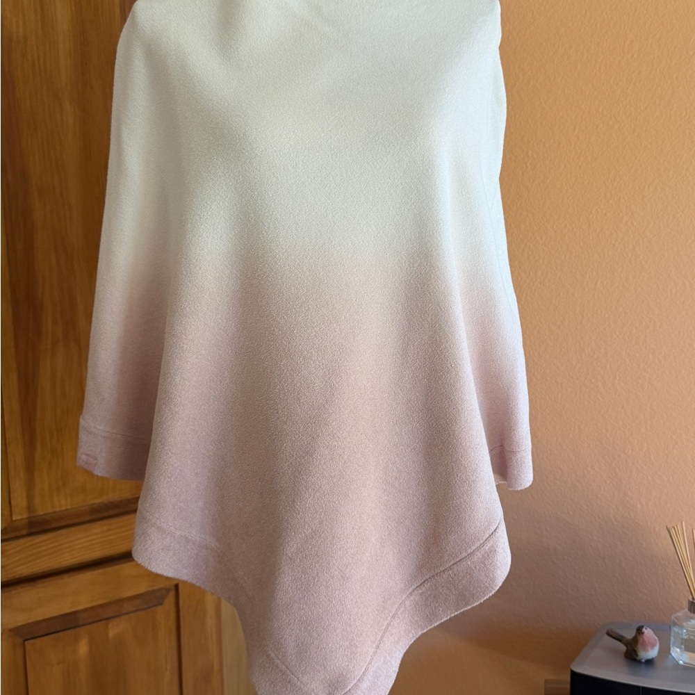 Chic Women's Cream and Pink Poncho